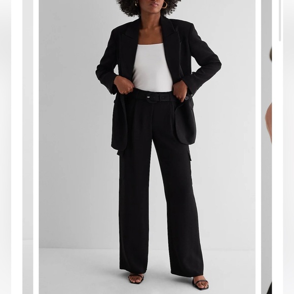 NWOT Express High Waisted Pleated Belted Utility Trouser Pant in Pitch Black - Picture 6 of 7